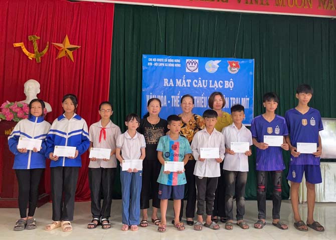 Chi Hội Bảo vệ quyền trẻ em xã Đông Hưng ra mắt Câu lạc bộ Văn hóa - Thể thao thiếu nhi thôn Trại Mít